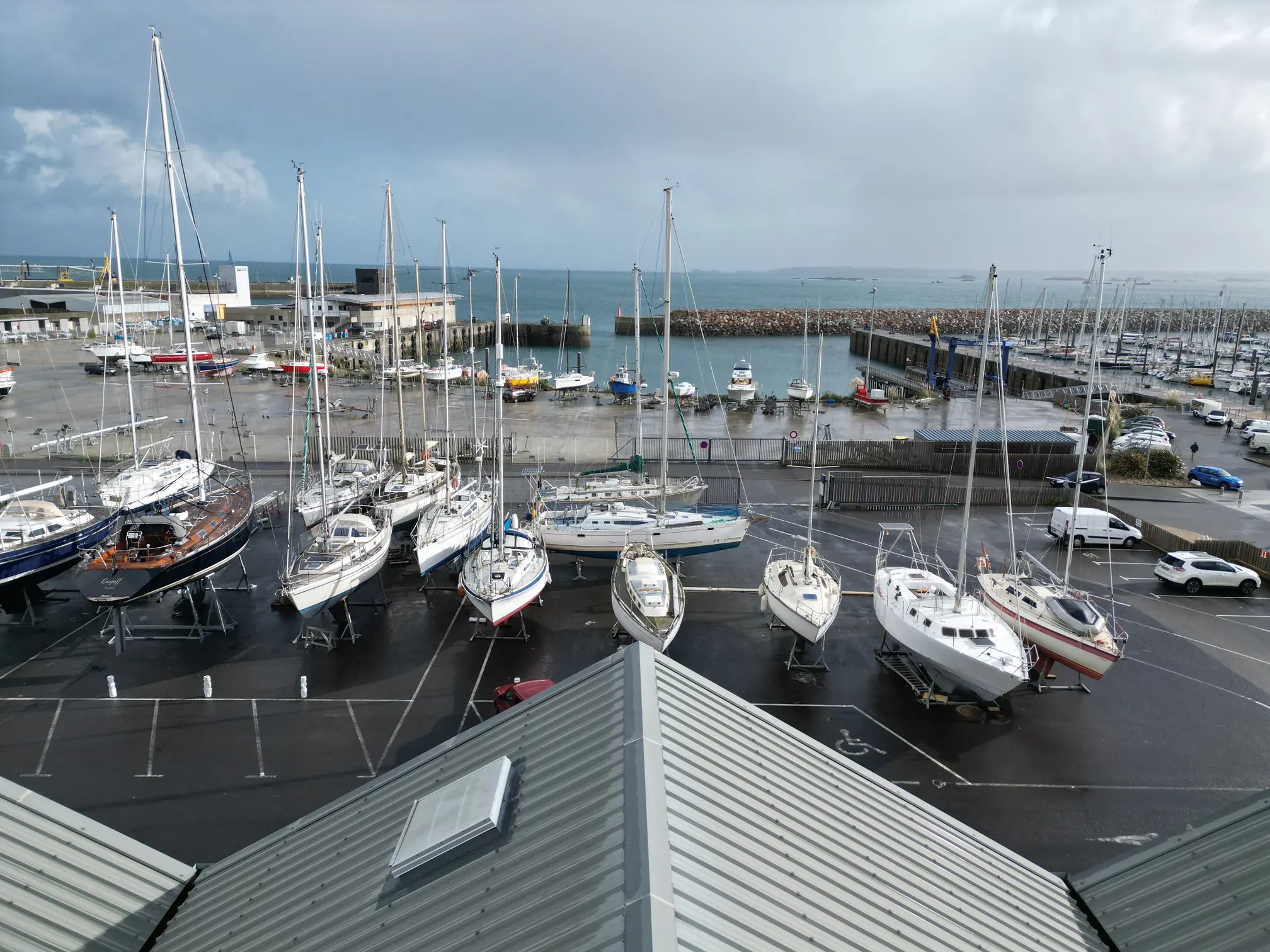 Chantier naval Carantec - La base de Roscoff